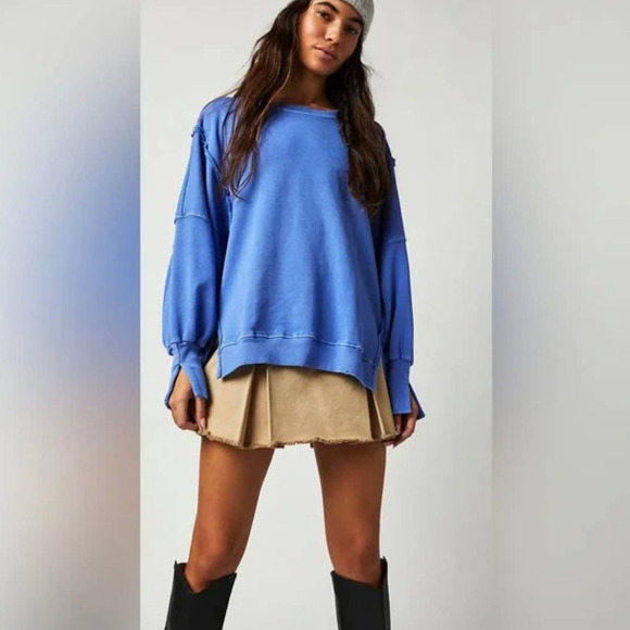 We The Free Tops - NWOT We The Free Camden Sweatshirt in Blue Iris - Large
